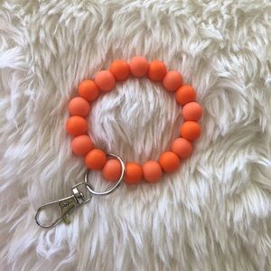 Silicone wristlet